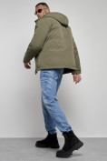Оптом Куртка мужская зимняя с капюшоном спортивная великан цвета хаки 8335Kh в  Красноярске, фото 17