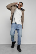 Оптом Куртка молодежная мужская зимняя с капюшоном коричневого цвета 8356K в Перми, фото 17