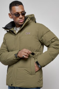Оптом Куртка молодежная мужская зимняя с капюшоном цвета хаки 8356Kh в Омске, фото 11