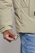 Оптом Куртка молодежная мужская зимняя с капюшоном светло-зеленого цвета 8356ZS в Омске, фото 13