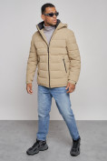 Оптом Куртка спортивная мужская зимняя с капюшоном бежевого цвета 8357B в Челябинске, фото 11
