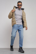 Оптом Куртка спортивная мужская зимняя с капюшоном бежевого цвета 8357B в Перми, фото 16