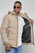 Оптом Куртка спортивная мужская зимняя с капюшоном бежевого цвета 8362B в Волгоградке, фото 13