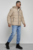 Оптом Куртка спортивная мужская зимняя с капюшоном бежевого цвета 8362B, фото 3