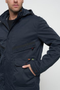 Оптом Куртка спортивная мужская с капюшоном темно-синего цвета 8596TS в Казани, фото 13