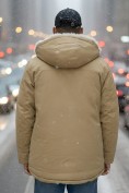 Оптом Парка мужская зимняя удлиненная с мехом горчичного цвета 8753G, фото 4