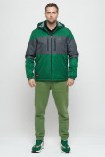 Оптом Куртка спортивная мужская с капюшоном зеленого цвета 8808Z в Казани
