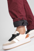 Оптом Утепленные спортивные брюки женские бордового цвета 88149Bo в Казани, фото 14