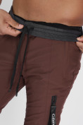Оптом Утепленные спортивные брюки мужские коричневого цвета 882116K в Казани, фото 12