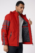 Оптом Куртка мужская с капюшоном красного цвета 88602Kr в Екатеринбурге, фото 17