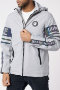 Оптом Куртка мужская с капюшоном светло-серого цвета 88602SS в Казани