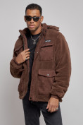 Оптом Плюшевая куртка мужская с капюшоном молодежная коричневого цвета 88636K, фото 8
