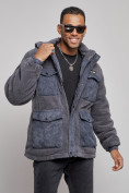 Оптом Плюшевая куртка мужская с капюшоном молодежная серого цвета 88636Sr в Перми, фото 8