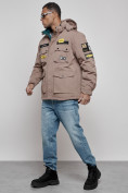 Оптом Куртка мужская зимняя с капюшоном молодежная коричневого цвета 88905K в Екатеринбурге, фото 13