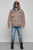 Оптом Куртка мужская зимняя с капюшоном молодежная коричневого цвета 88905K в Екатеринбурге, фото 15
