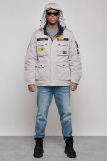Оптом Куртка мужская зимняя с капюшоном молодежная серого цвета 88905Sr в Екатеринбурге, фото 4