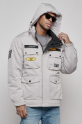 Оптом Куртка мужская зимняя с капюшоном молодежная серого цвета 88905Sr в Екатеринбурге, фото 5
