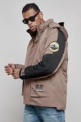 Оптом Куртка мужская зимняя с капюшоном молодежная коричневого цвета 88906K в Екатеринбурге, фото 12