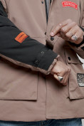 Оптом Куртка мужская зимняя с капюшоном молодежная коричневого цвета 88906K в Екатеринбурге, фото 16