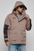 Оптом Куртка мужская зимняя с капюшоном молодежная коричневого цвета 88906K в Екатеринбурге, фото 7