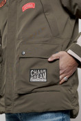 Оптом Куртка мужская зимняя с капюшоном молодежная цвета хаки 88906Kh в Екатеринбурге, фото 7