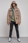 Оптом Куртка мужская зимняя с капюшоном молодежная коричневого цвета 88911K в Волгоградке, фото 5