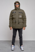 Оптом Куртка мужская зимняя с капюшоном молодежная цвета хаки 88911Kh в Перми, фото 5