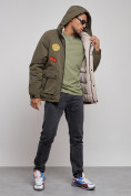 Оптом Куртка мужская зимняя с капюшоном молодежная цвета хаки 88915Kh в Сочи, фото 5