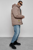 Оптом Куртка мужская зимняя с капюшоном молодежная коричневого цвета 88917K в Екатеринбурге, фото 17