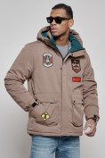 Оптом Куртка мужская зимняя с капюшоном молодежная коричневого цвета 88917K в Екатеринбурге, фото 7