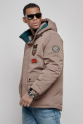 Оптом Куртка мужская зимняя с капюшоном молодежная коричневого цвета 88917K в Екатеринбурге, фото 8