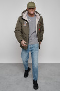 Оптом Куртка мужская зимняя с капюшоном молодежная цвета хаки 88917Kh в Екатеринбурге, фото 16