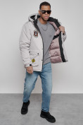 Оптом Куртка мужская зимняя с капюшоном молодежная серого цвета 88917Sr в Екатеринбурге, фото 18