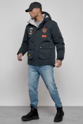 Оптом Куртка мужская зимняя с капюшоном молодежная темно-синего цвета 88917TS в Екатеринбурге, фото 2