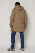 Оптом Спортивная молодежная куртка удлиненная мужская бежевого цвета 90008B в Казани, фото 4