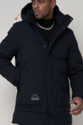 Оптом Спортивная молодежная куртка удлиненная мужская темно-синего цвета 90016TS в Екатеринбурге, фото 11