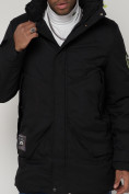 Оптом Спортивная молодежная куртка удлиненная мужская черного цвета 90017Ch в Казани, фото 14