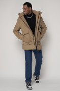 Оптом Спортивная молодежная куртка удлиненная мужская бежевого цвета 90020B в Казани, фото 10