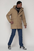 Оптом Спортивная молодежная куртка удлиненная мужская бежевого цвета 90020B в Казани, фото 2