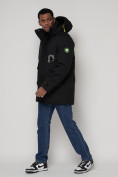Оптом Спортивная молодежная куртка удлиненная мужская черного цвета 90020Ch в Казани, фото 2