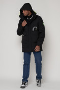 Оптом Спортивная молодежная куртка удлиненная мужская черного цвета 90020Ch в Казани, фото 5