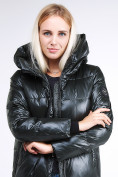 Оптом Куртка зимняя женская молодежная темно-зеленого цвета 9179_13TZ в Санкт-Петербурге