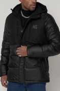 Оптом Спортивная молодежная куртка мужская черного цвета 92933Ch в Казани, фото 8