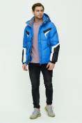 Оптом Куртка зимняя мужскаясинего цвета 9440S в  Красноярске, фото 2