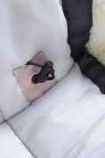 Оптом Парка зимняя подростковая для девочки с капюшоном и мехом розового цвета 9532R, фото 12