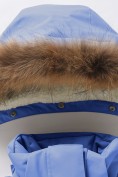 Оптом Парка зимняя подростковая для девочки с капюшоном и мехом василькового цвета 9534Vs, фото 4