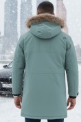 Оптом Парка зимняя мужская с капюшоном и мехом енот зеленого цвета 9537-1Z, фото 2
