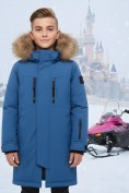 Оптом Парка зимняя подростковая для мальчика с капюшоном и мехом синего цвета 9537S