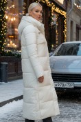Оптом Пальто утепленное стеганное зимнее с капюшоном женское бежевого цвета 9611B, фото 3