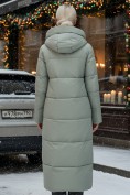 Оптом Пальто утепленное стеганное зимнее с капюшоном женское зеленого цвета 9611Z, фото 4